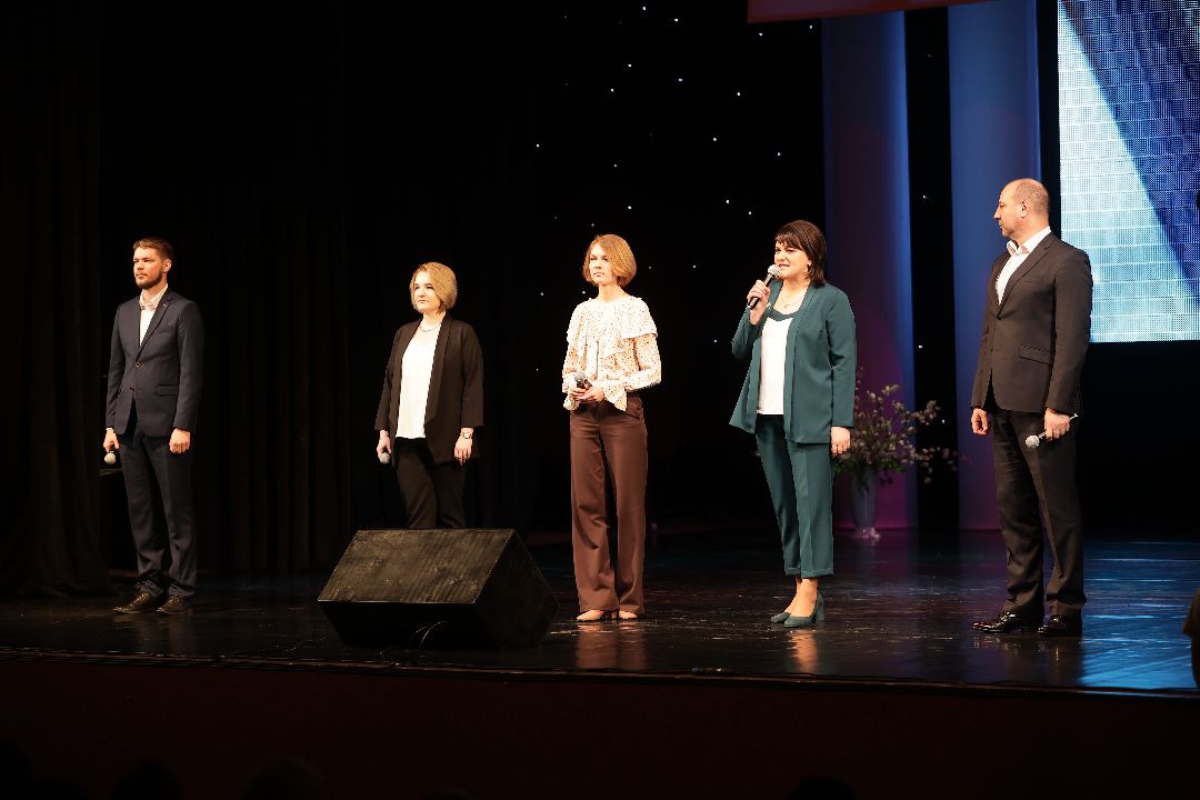 Чехов, учитель, награда