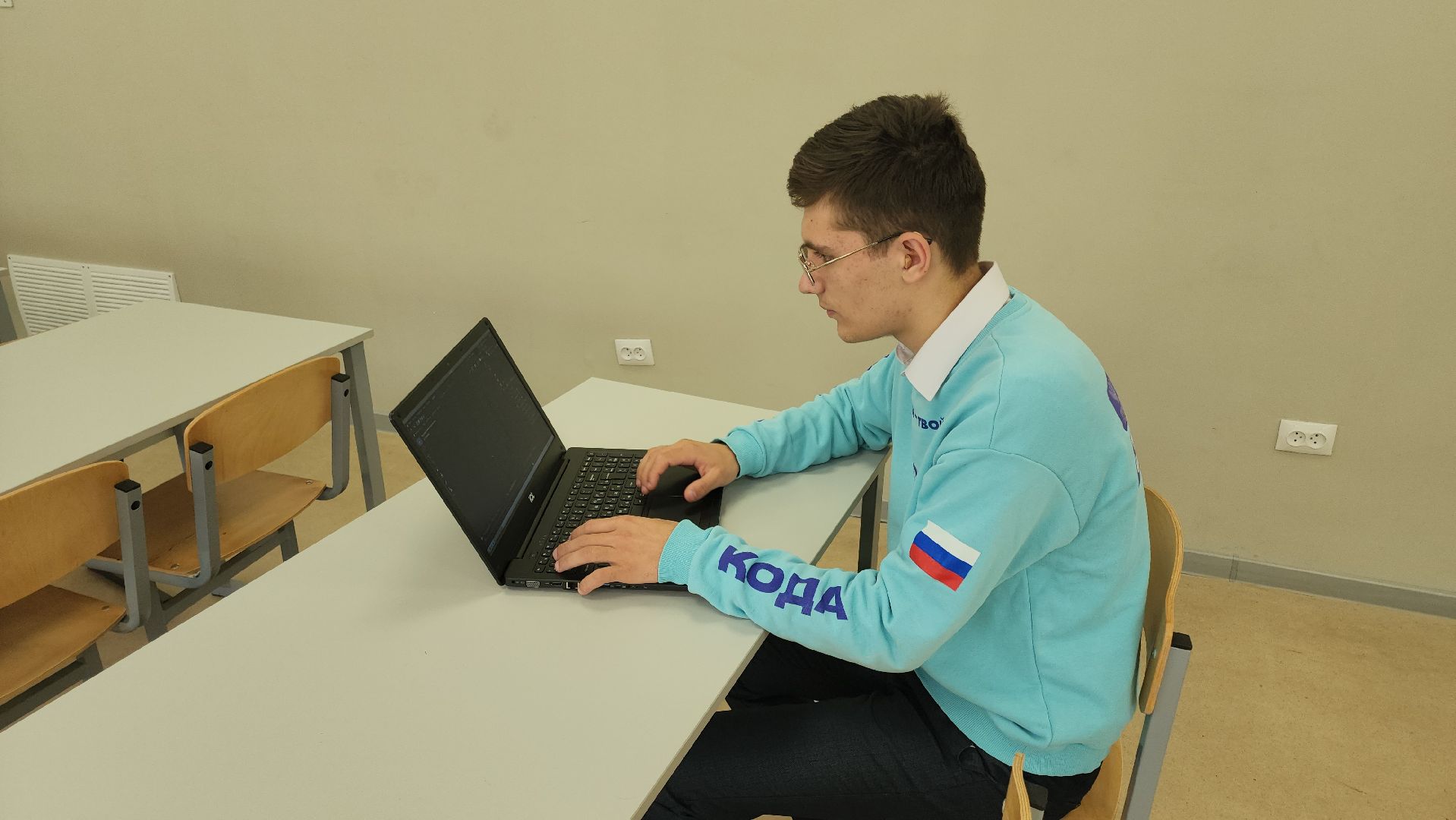 кашира, школа 1, программирование, искусство кода, всероссийский чемпионат, владивосток, вдц океан, гейм-дизайн,