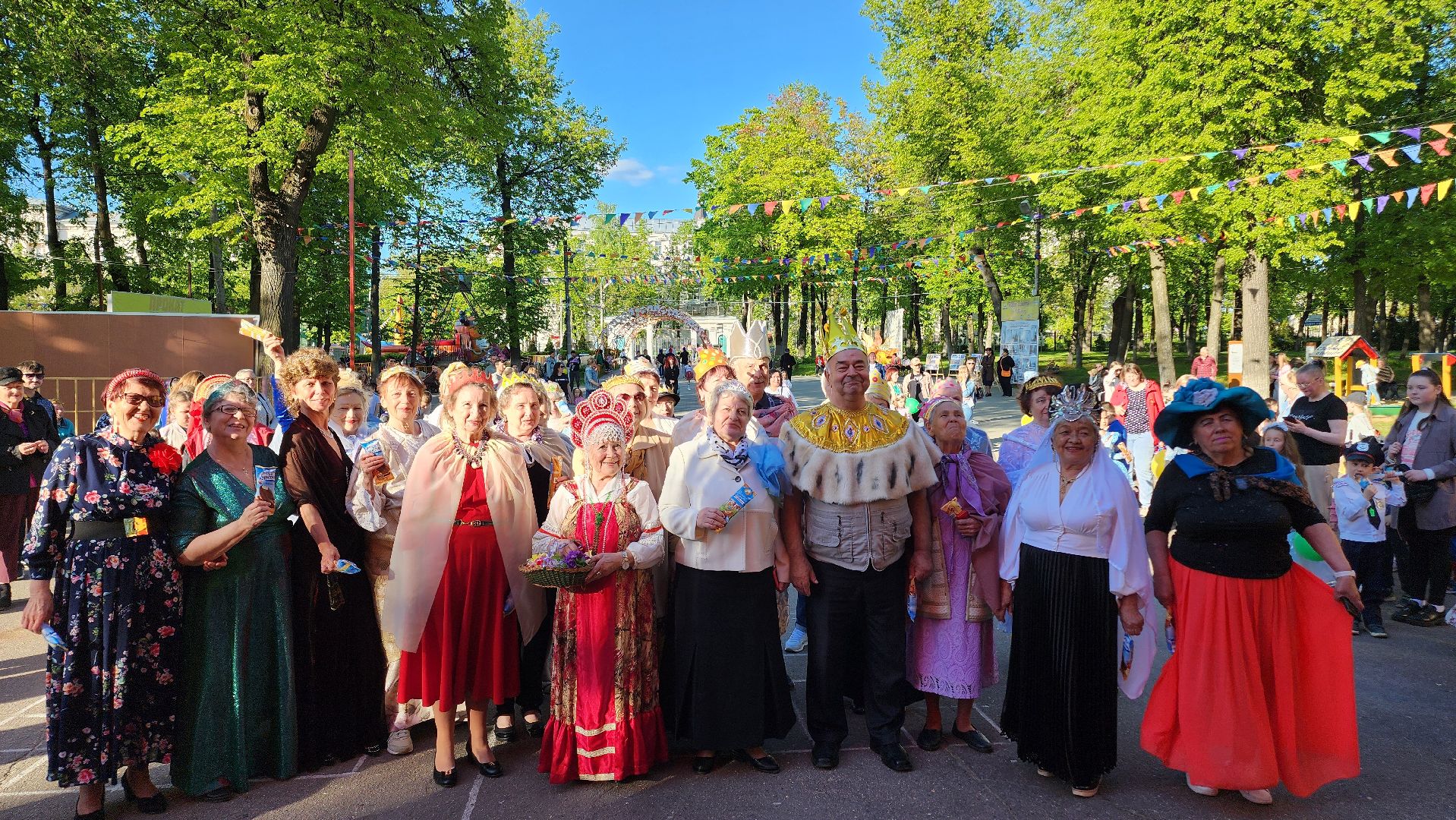 Егорьевск, Подмосковье, Московская область, парк пегас, парад принцесс, парад супергероев,