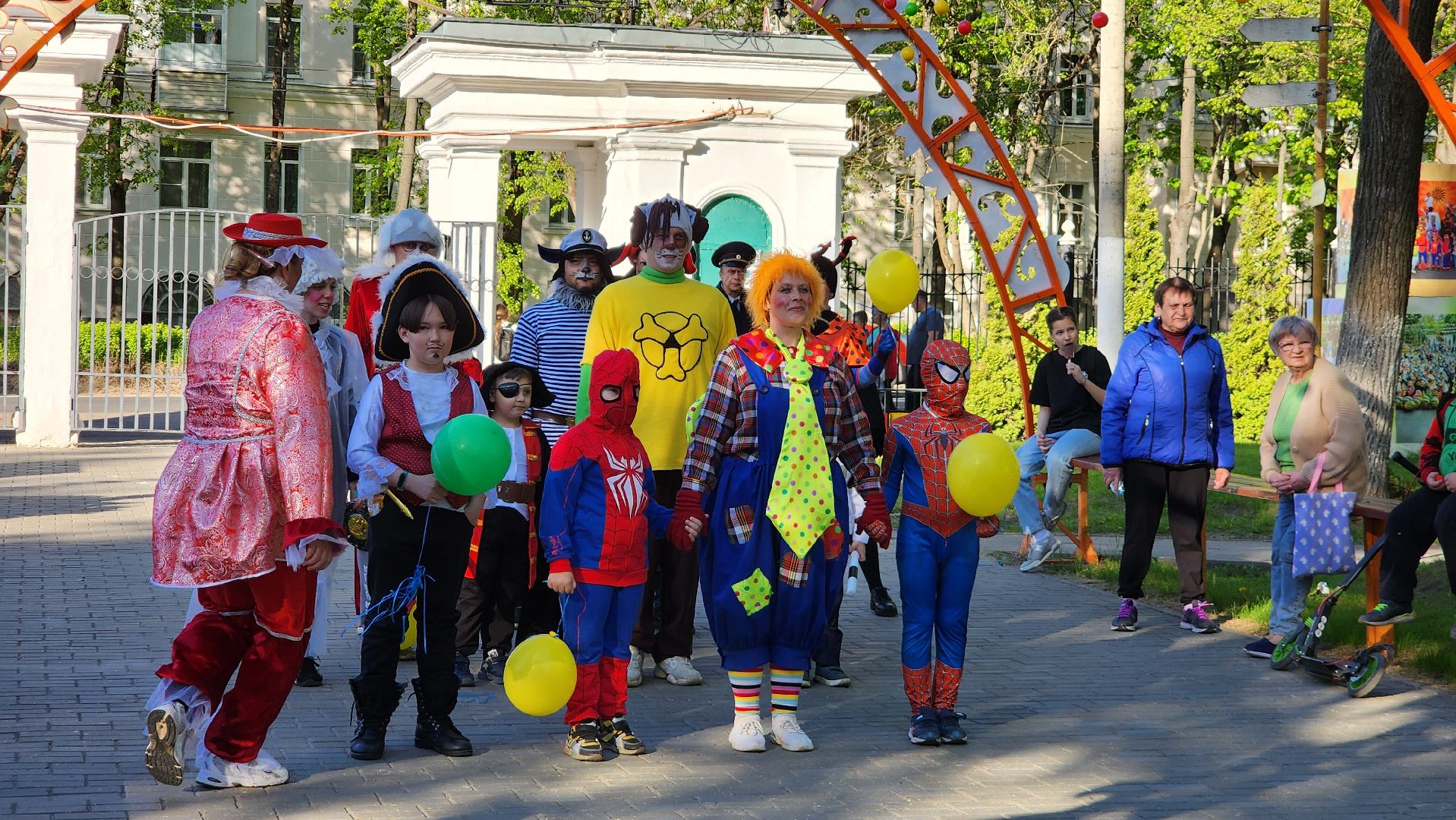 Егорьевск, Подмосковье, Московская область, парк пегас, парад принцесс, парад супергероев,