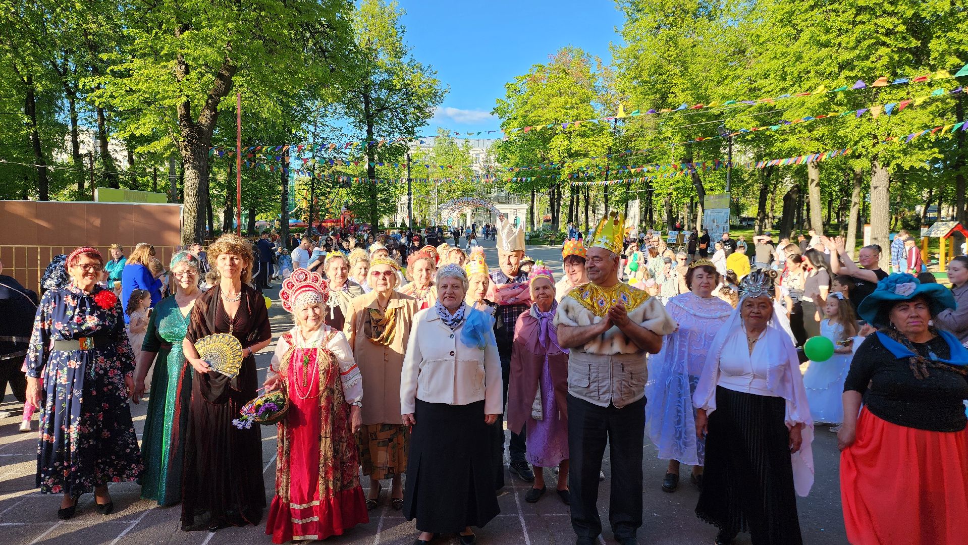 Егорьевск, Подмосковье, Московская область, парк пегас, парад принцесс, парад супергероев,