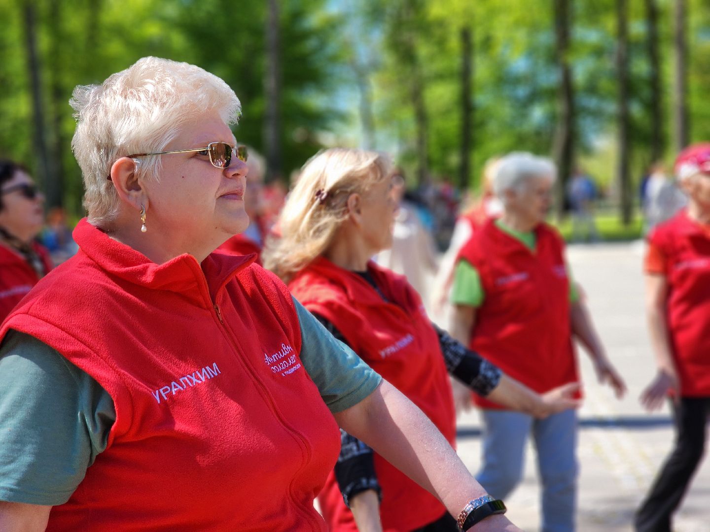 воскресенск, скандинавская ходьба, активное долголетие, парк кривякино,