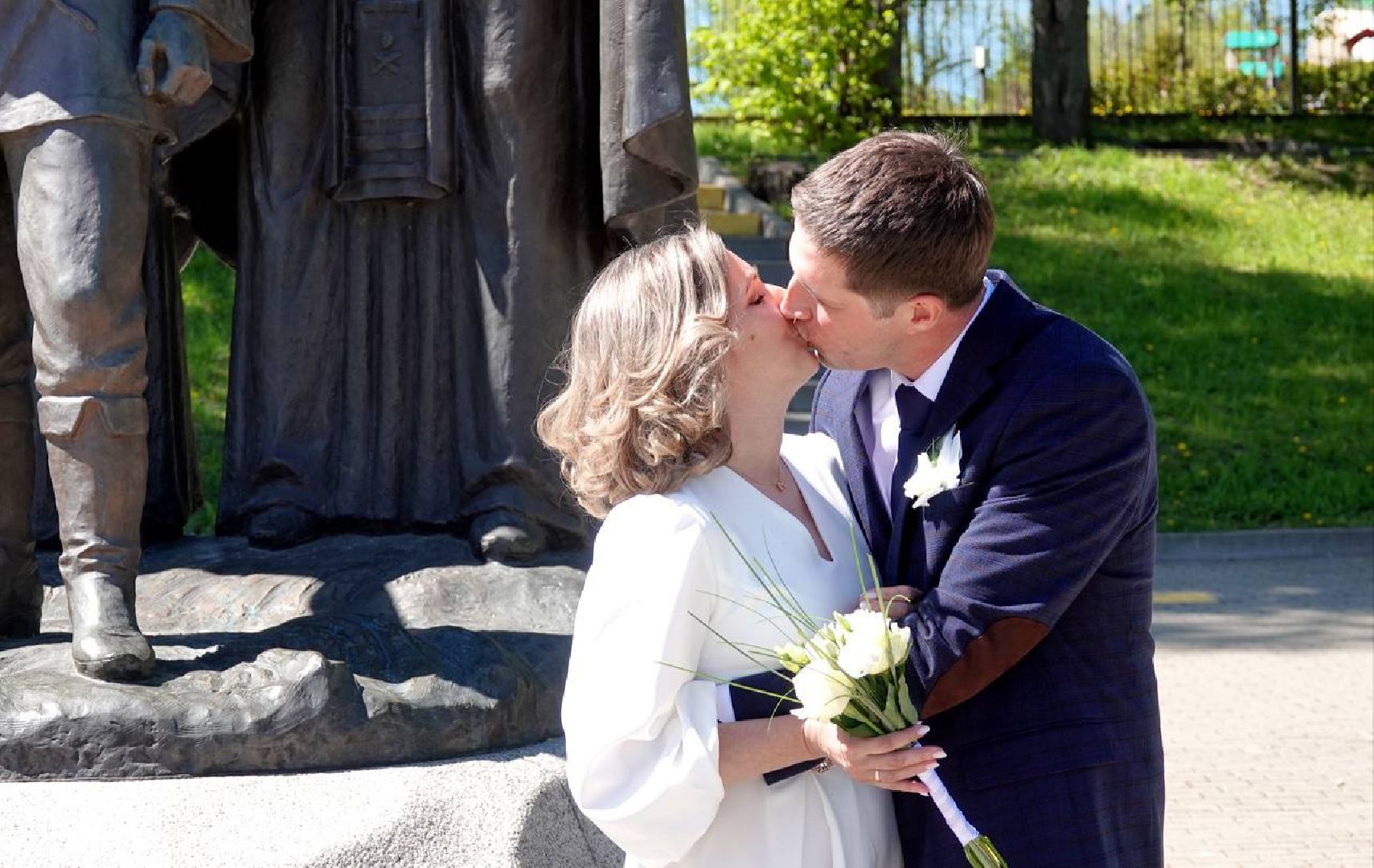 Свадьба, Свадьба в Подмосковье, Бракосочетание, Управление ЗАГС, Любовь, Семья, Год семьи, Хотьково, Парки Подмосковья, Сергиево-Посадский городской округ,