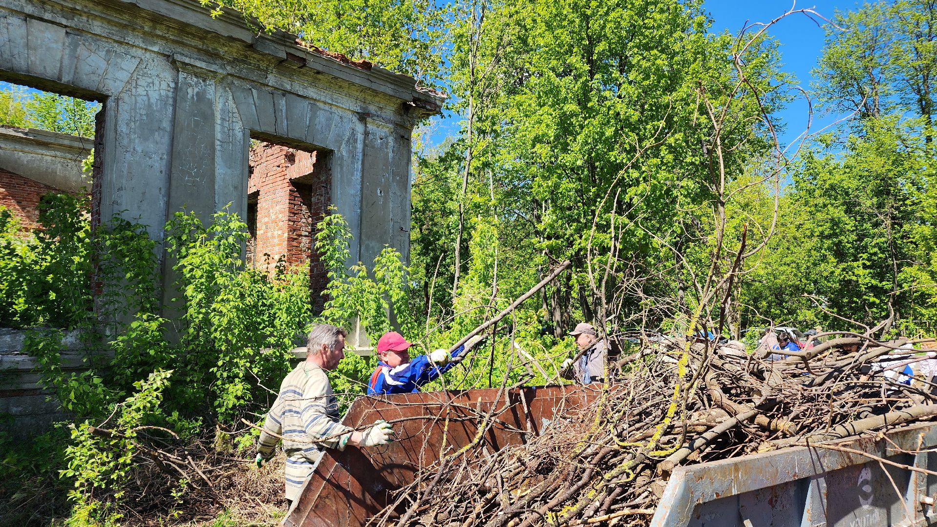 субботник, благоустройство, усадьба Четвериковых, Лосино-Петровский,