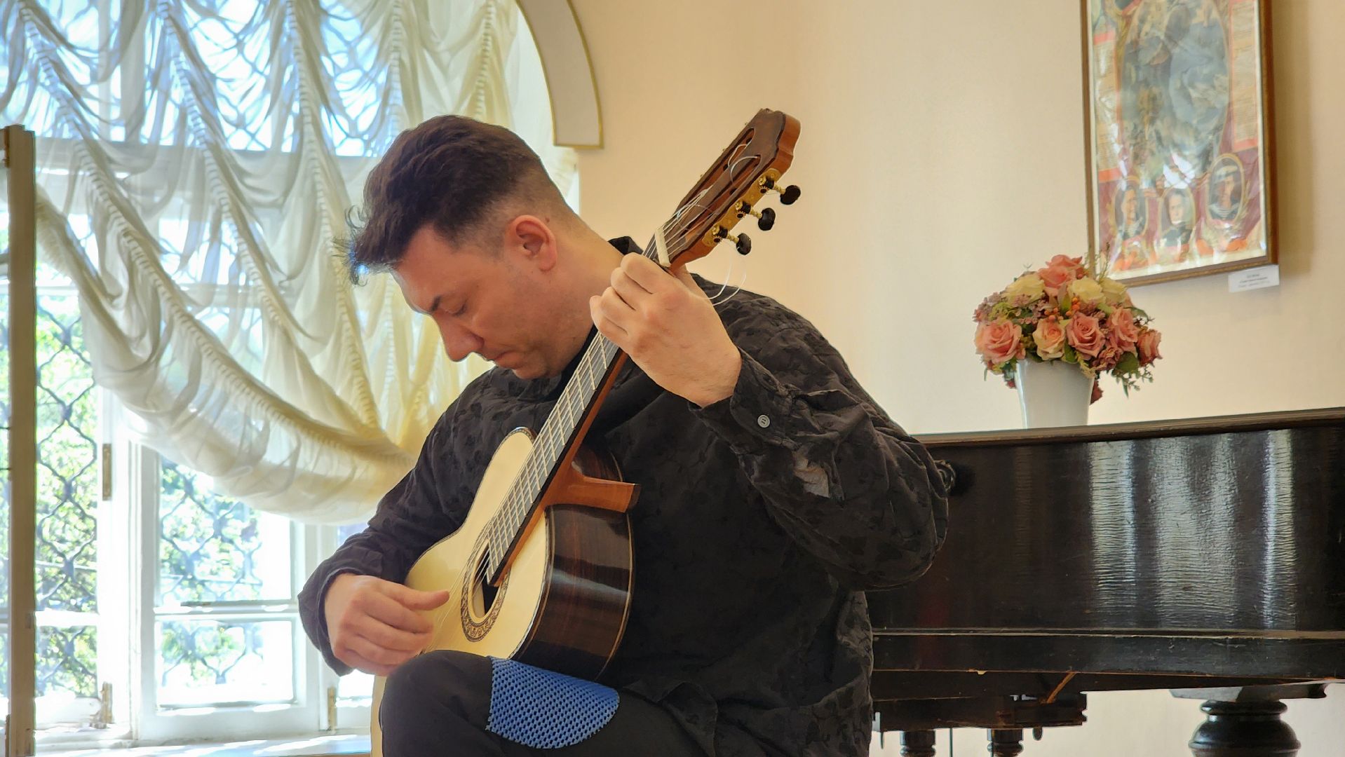 кашира, краеведческий музей, ночь в музее, классическая гитара, концерт, владислав домогацкий,
