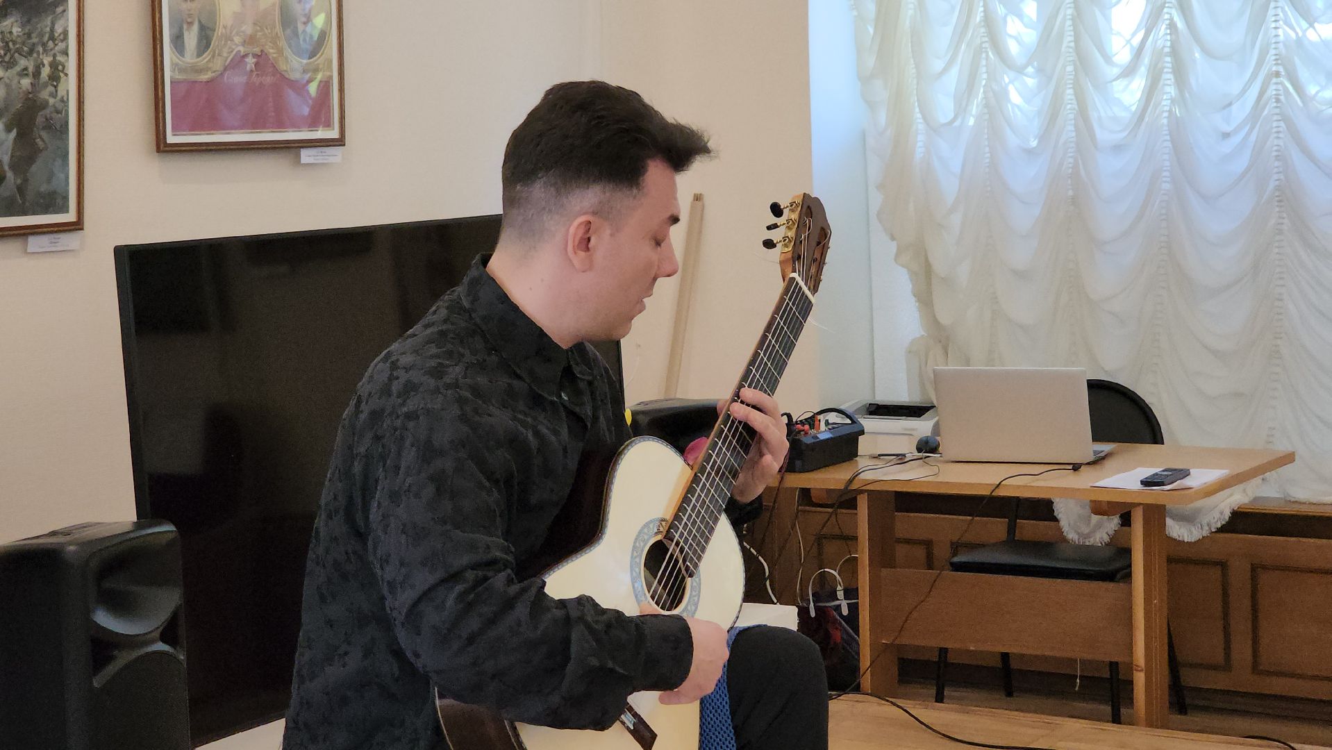 кашира, краеведческий музей, ночь в музее, классическая гитара, концерт, владислав домогацкий,