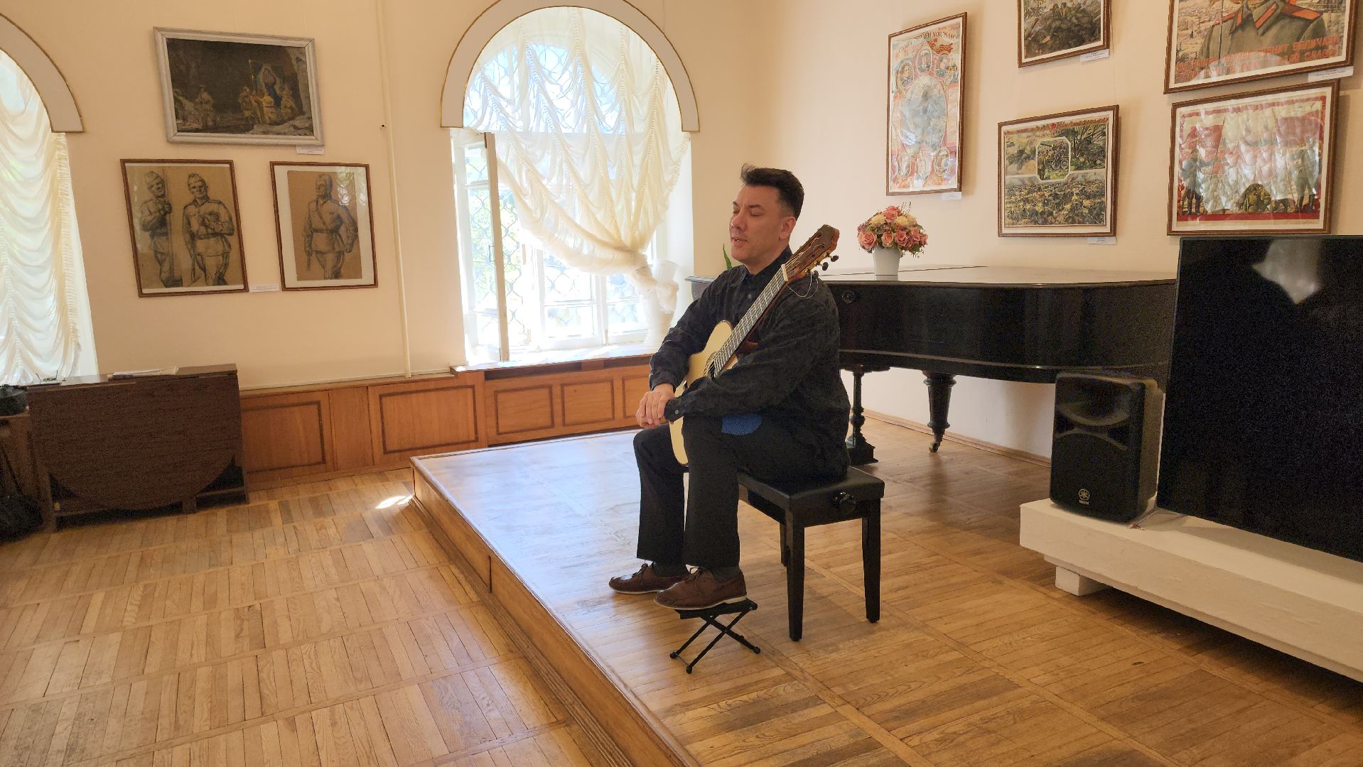 кашира, краеведческий музей, ночь в музее, классическая гитара, концерт, владислав домогацкий,