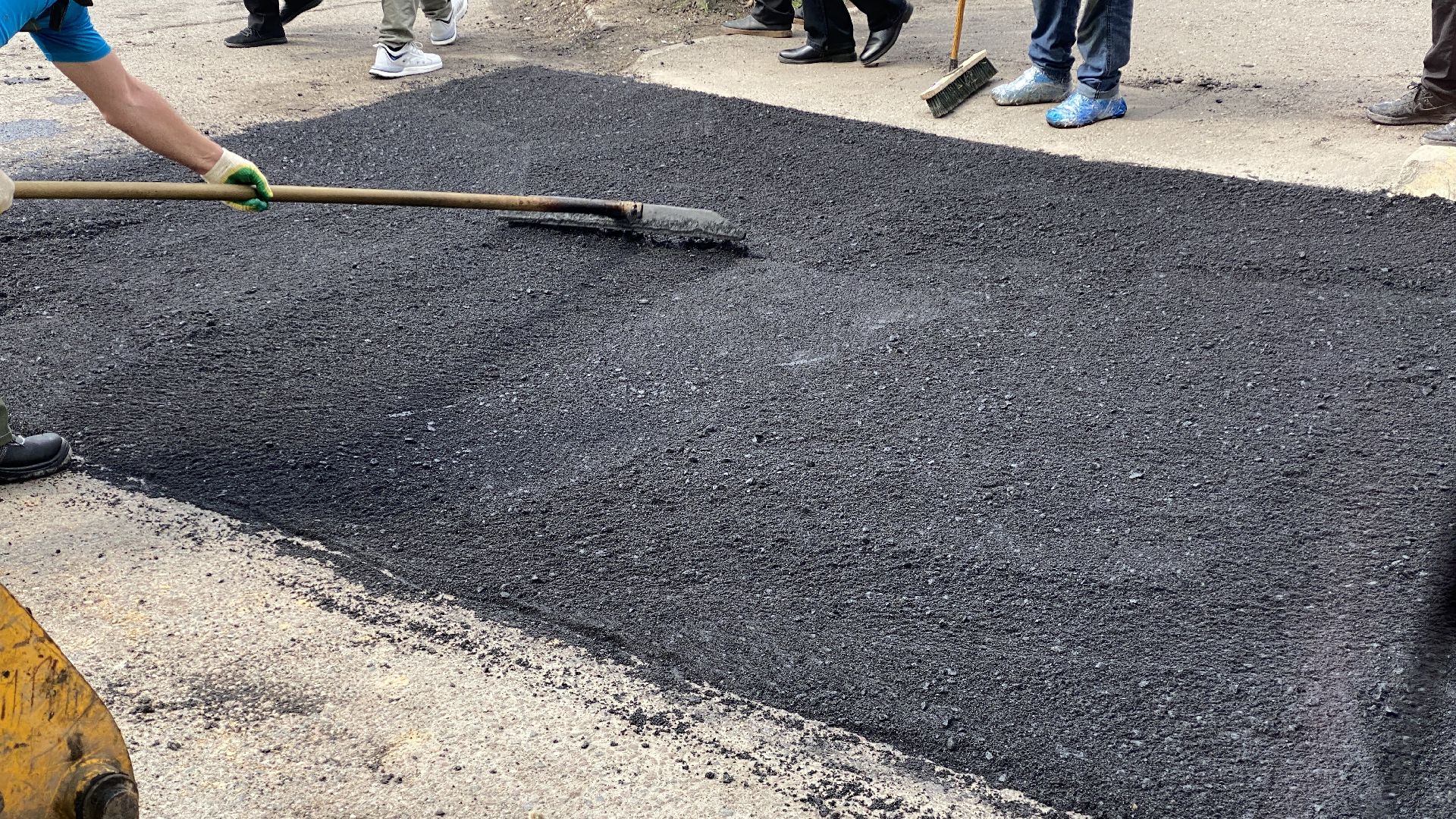 ямочный ремонт, дороги подмосковья, благоустройство 2024, ремонт дорог во дворах, новый асфальт,