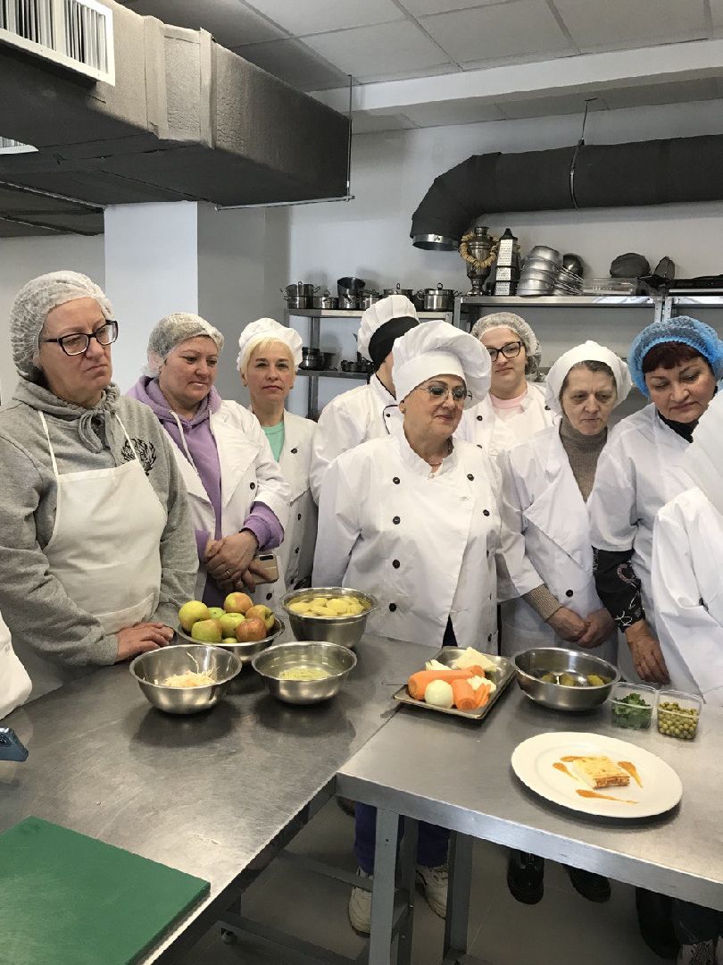 Лобня, повар