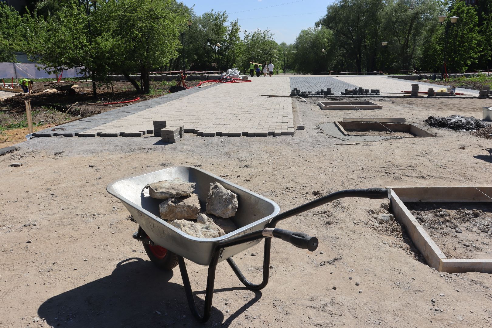 дзержинский, сквер Громцева, благоустройство 2024,