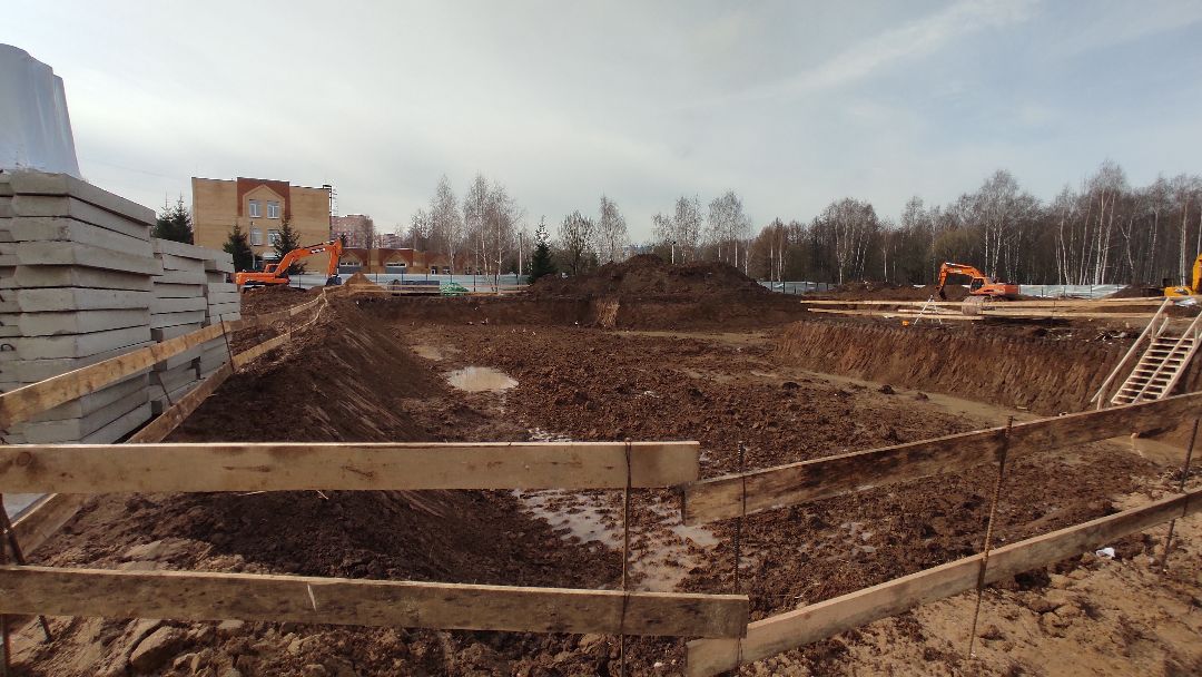 Лобня, строительство, медицина