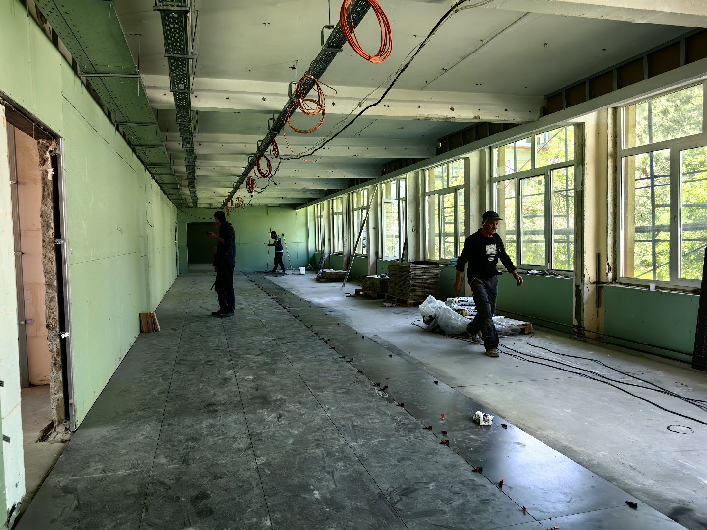 капитальный ремонт, школа, фасад, кровля, оборудование, техника, бригада рабочих, объект,