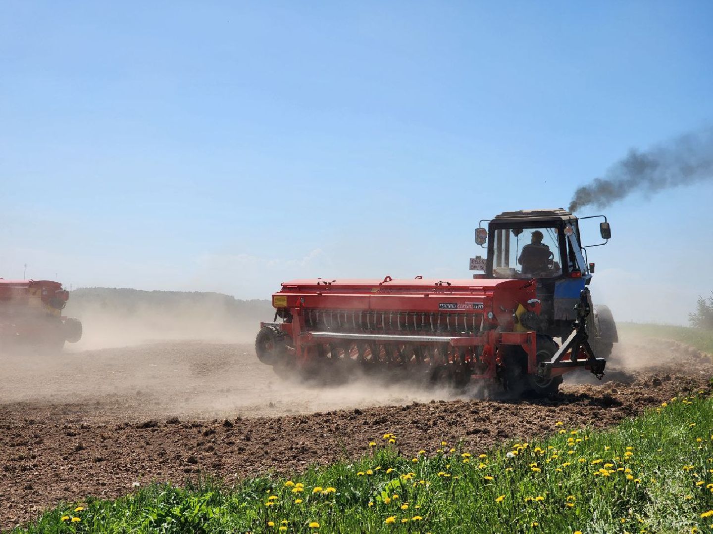 можайск, можайский городской округ, подмосковье, колхоз, колхоз уваровский, сельское хозяйство, посевная кампания, поля, зерновые культуры,