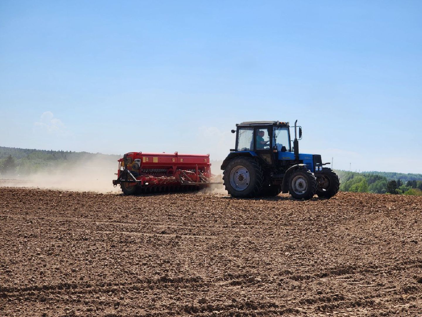 можайск, можайский городской округ, подмосковье, колхоз, колхоз уваровский, сельское хозяйство, посевная кампания, поля, зерновые культуры,