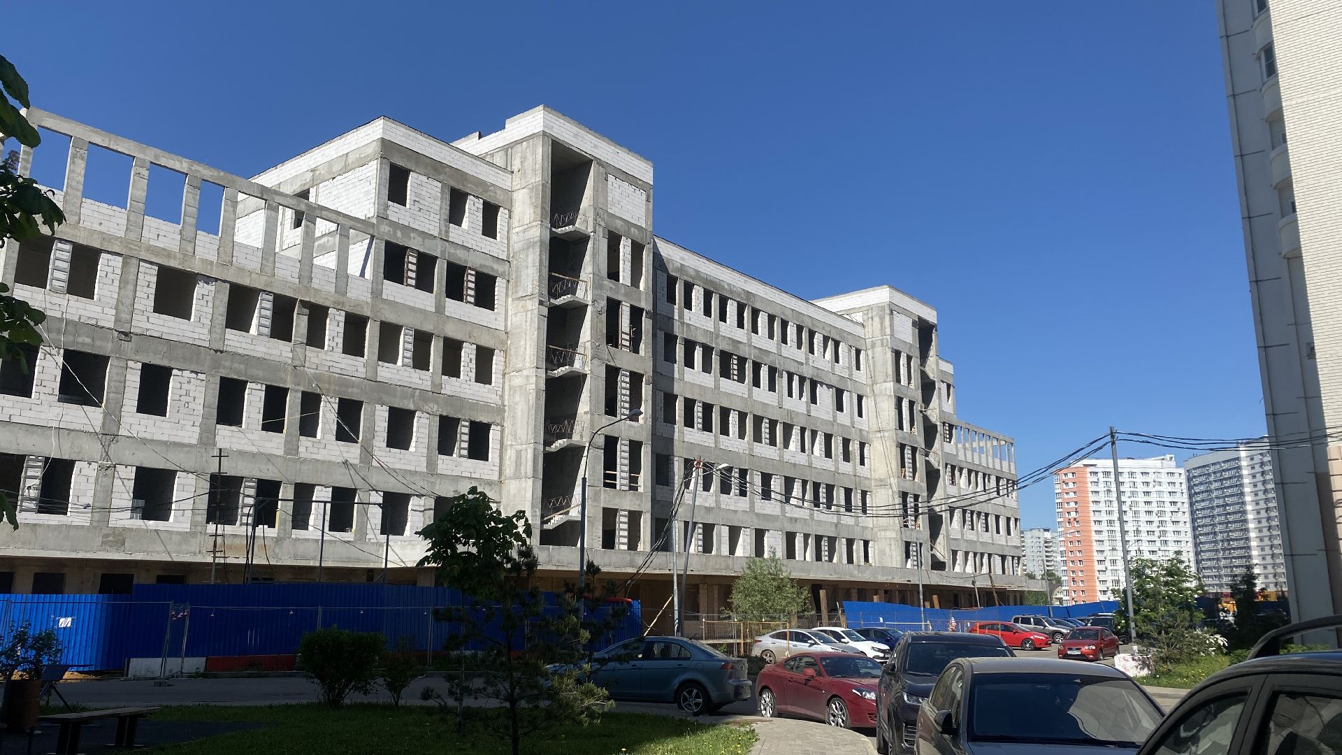 строительство поликлиники, социальные объекты, поликлиника на 750 посещений, ленинский городской округ, медецина,