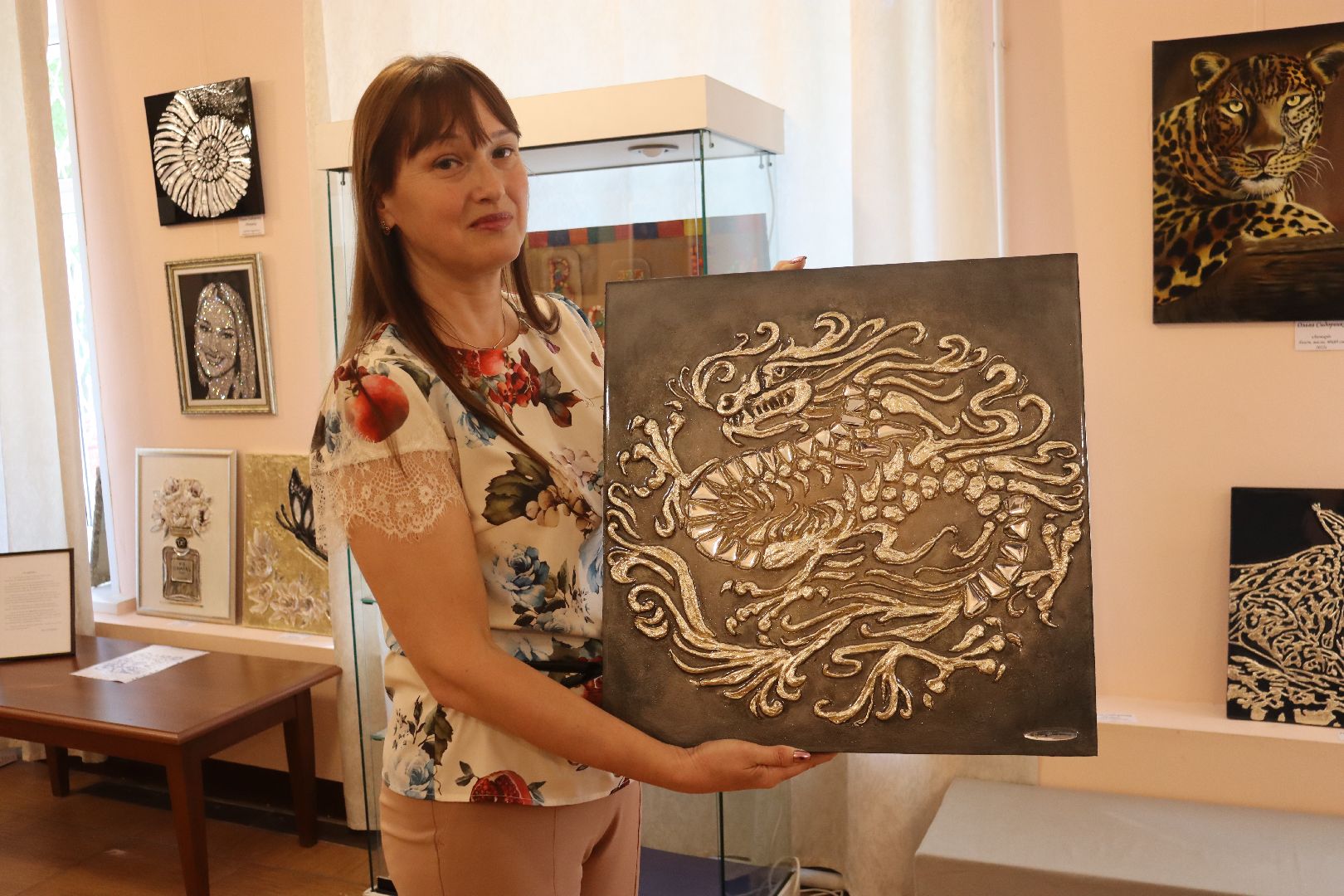 дзержинский, культурно-эстетический центр, Ольга Сидоренко, выставка,