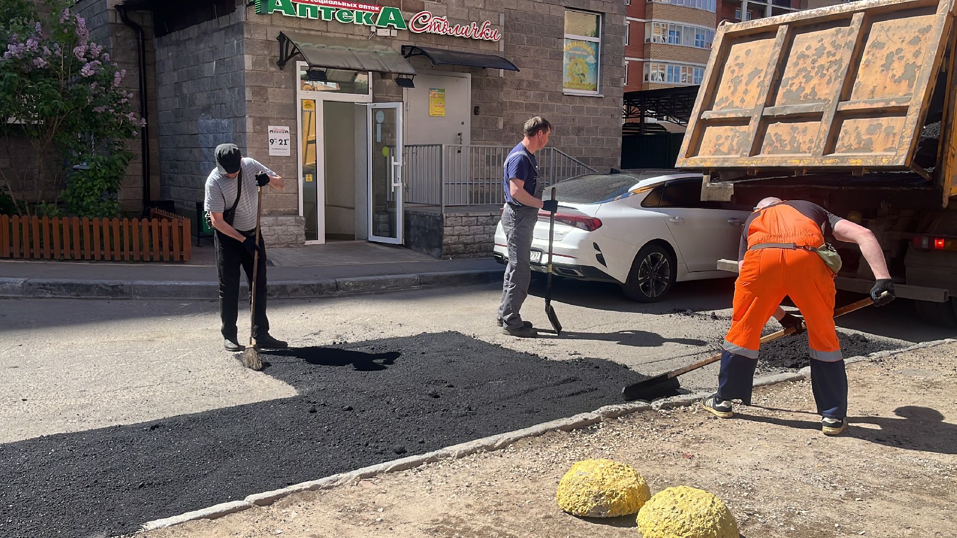 дорога, дороги, ремонт дорог, ремонт дорог во дворах, ямочный ремонт,