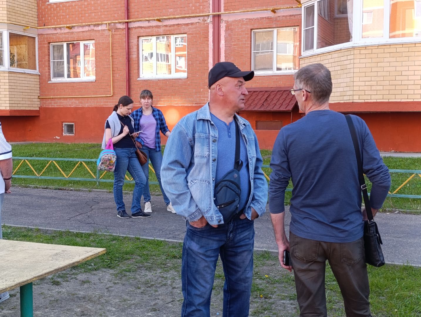 Бронницы, Выездная администрация, Футбольная площадка, Обращение жителей,