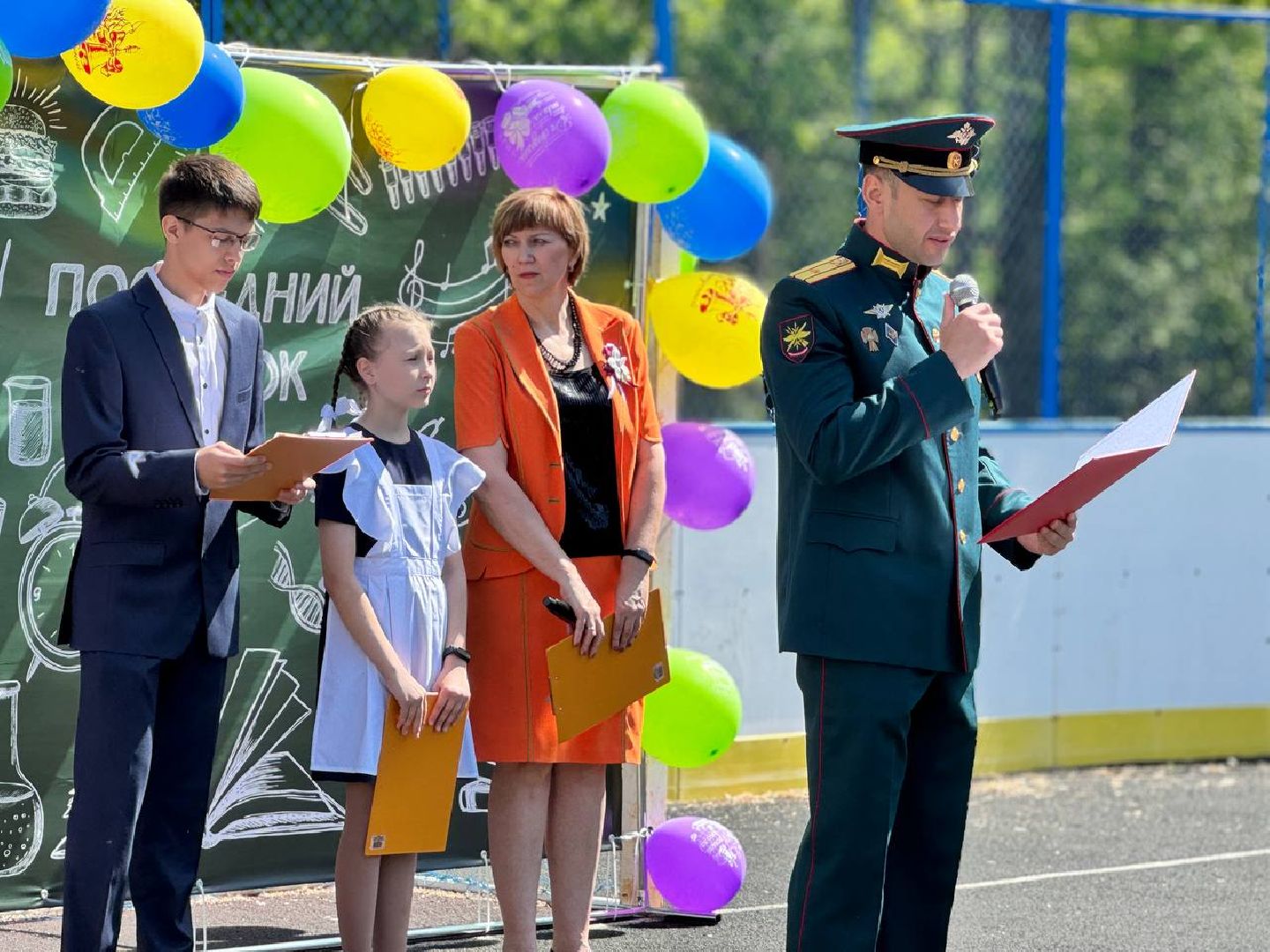последний звонок, выпускники, школа,