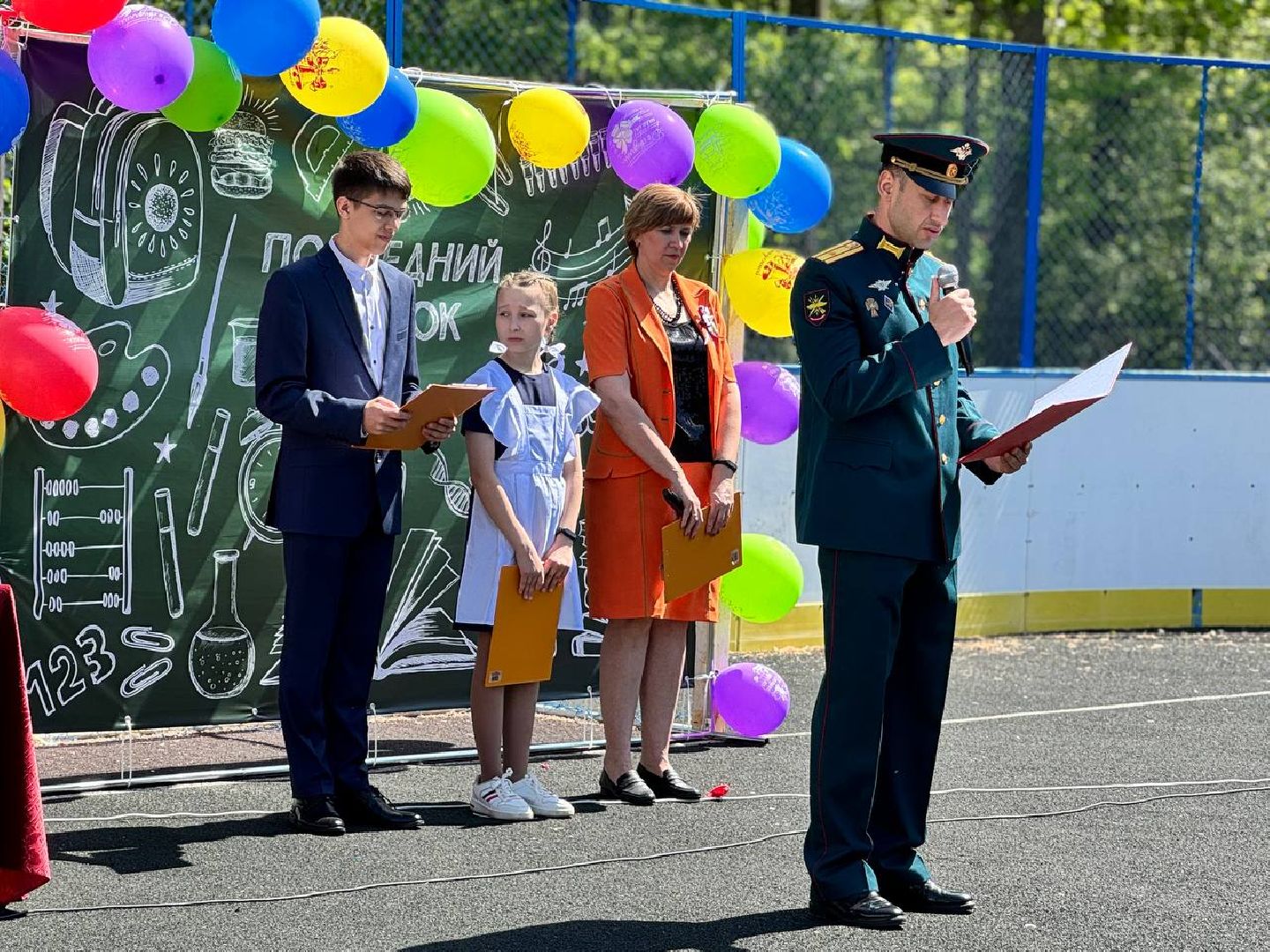 последний звонок, выпускники, школа,