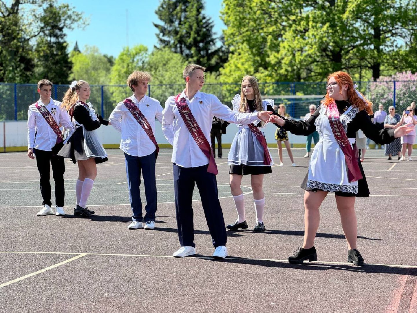 последний звонок, выпускники, школа,