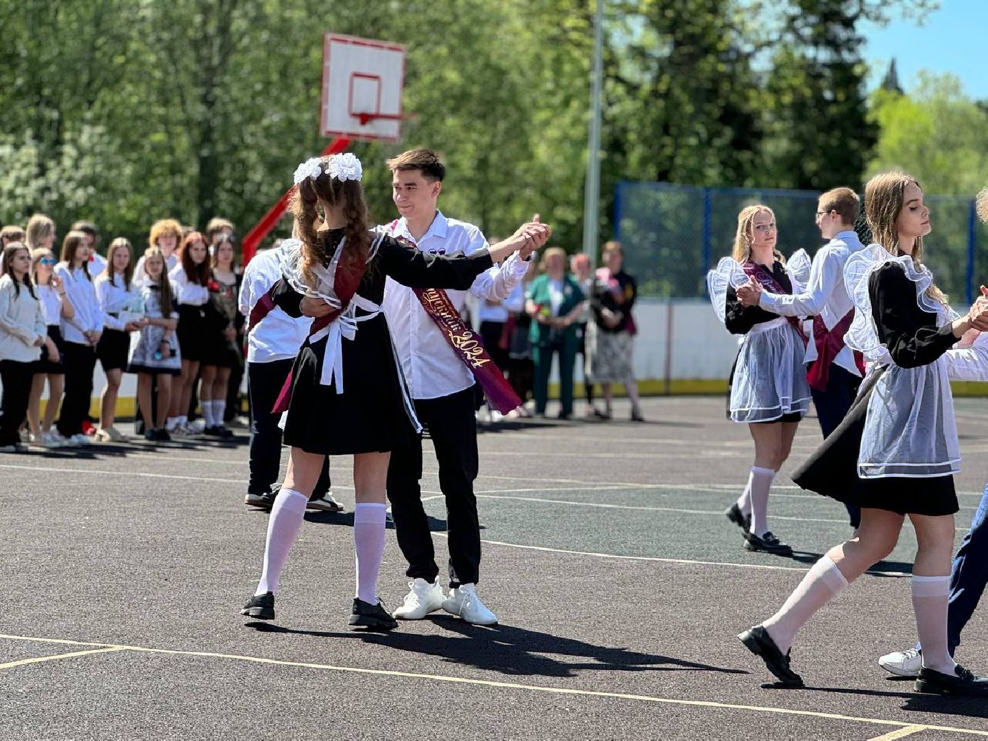 последний звонок, выпускники, школа,