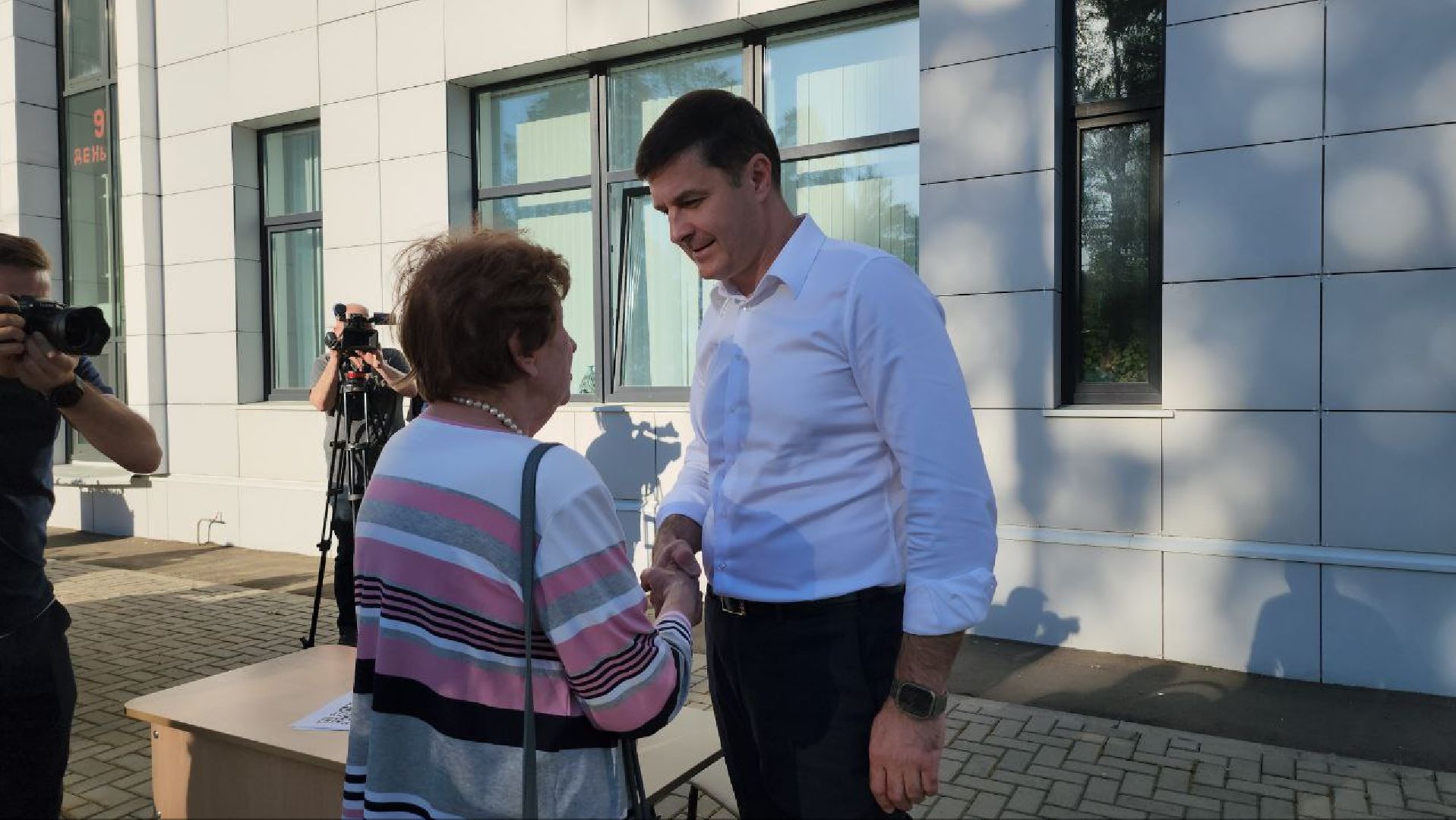 люберцы, глава городского округа люберцы владимир волков, выездная администрация, ремонт дороги, просьба жителей,