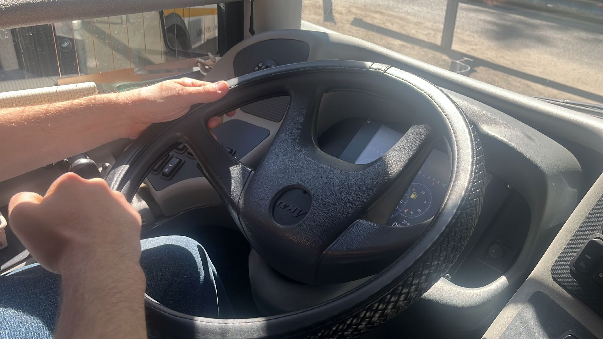 водитель, автобус, водитель автобуса, конкурс, международный конкурс,