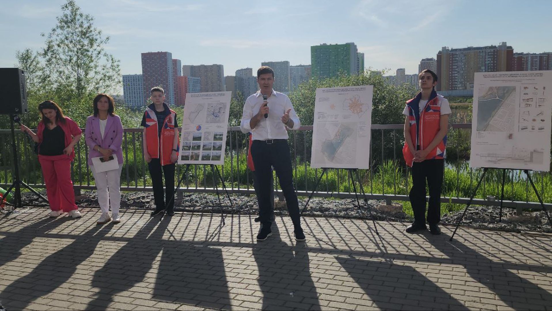 Люберцы, глава городского округа люберцы владимир волков, выездная администрация, озеро черное, благоустойство,