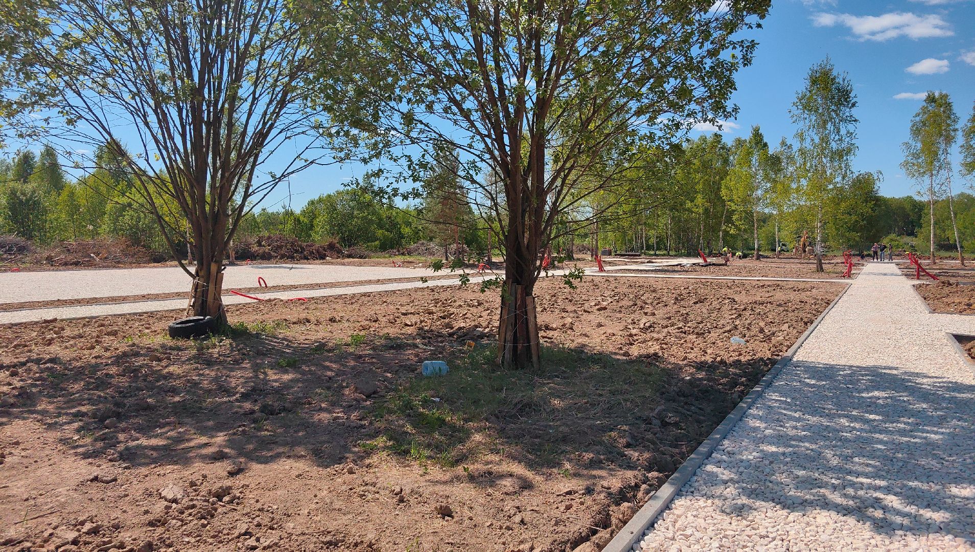 сквер, благоустойство, Фряново, бригада рабочих, техника, воркаут, сцена,