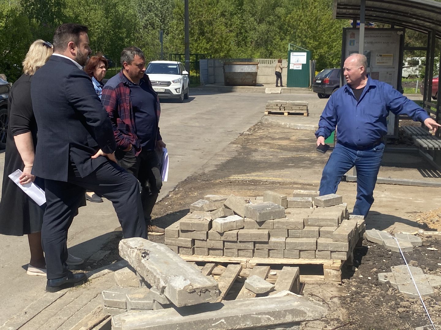 благоустройство дворов, Власиха благоустройство, власиха микрорайон школьный, власиха микрорайон тополек, благоустройство во власихе, МБУ ЖКХ и благоустройство,