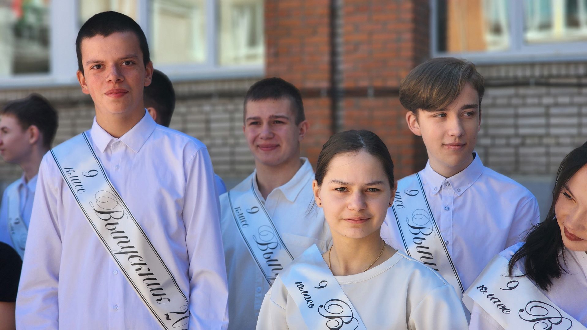 последние звонки, школа, протвино, образование, выпускники 2024,