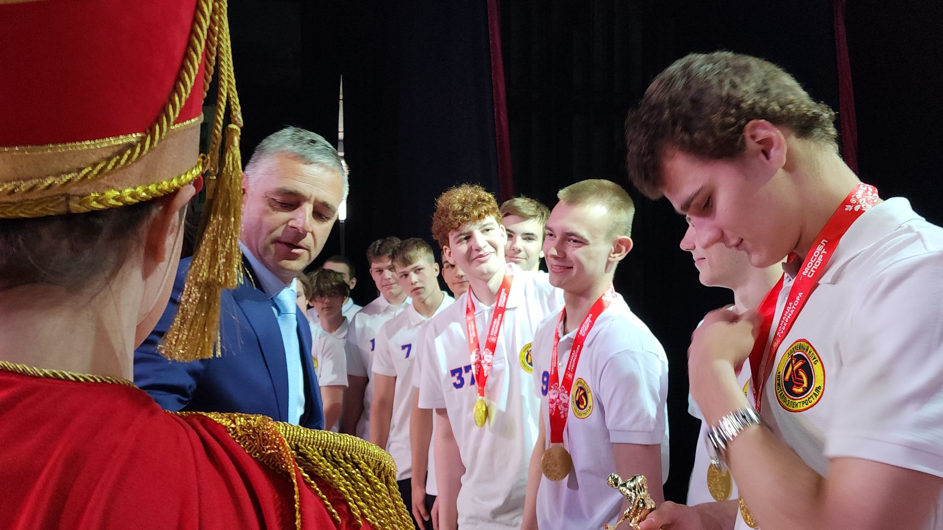 электросталь, электросталь спортивная, мой город, спорт в подмосковье, спорт подмосковья, спорт московской области, хоккей, хоккеисты, фигурное катание, сшор, сшор кристалл-восток,