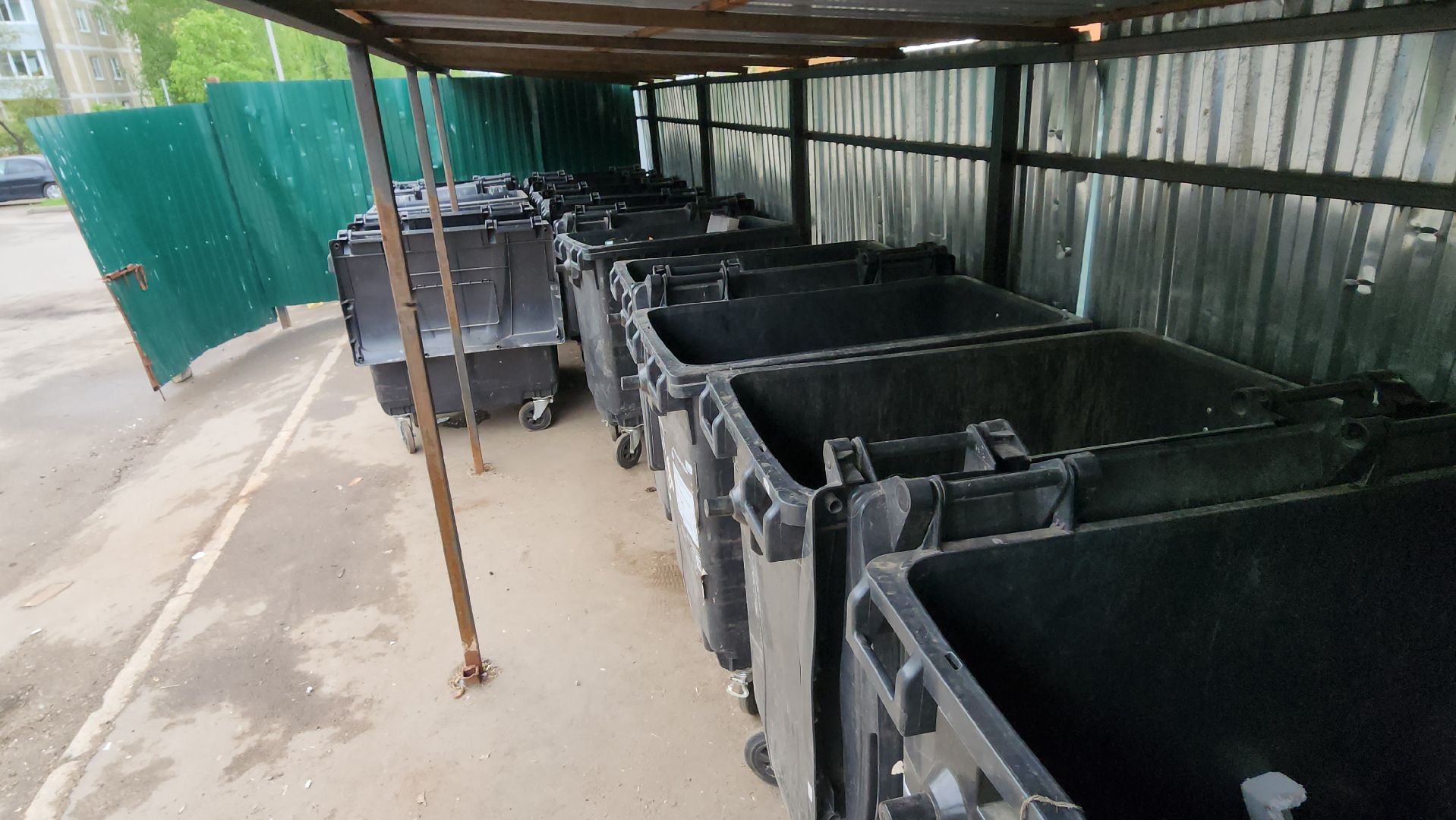 серпухов, улица химиков, контейнерные площадки, мусорные контейнеры, раздельный сбор мусора,