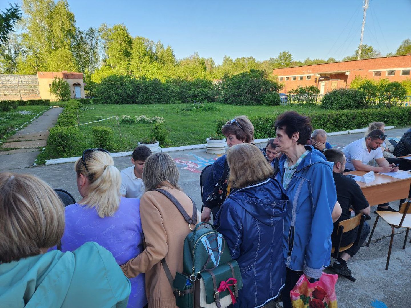 чехов, выездная администрация, чехов-8, борщевик, гербицидная обработка, жители,