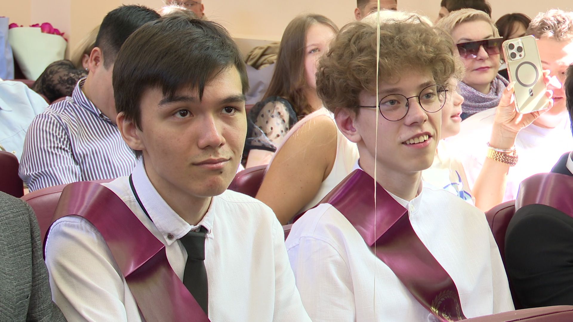 Реутов, образование, школа, последний звонок, выпускники,