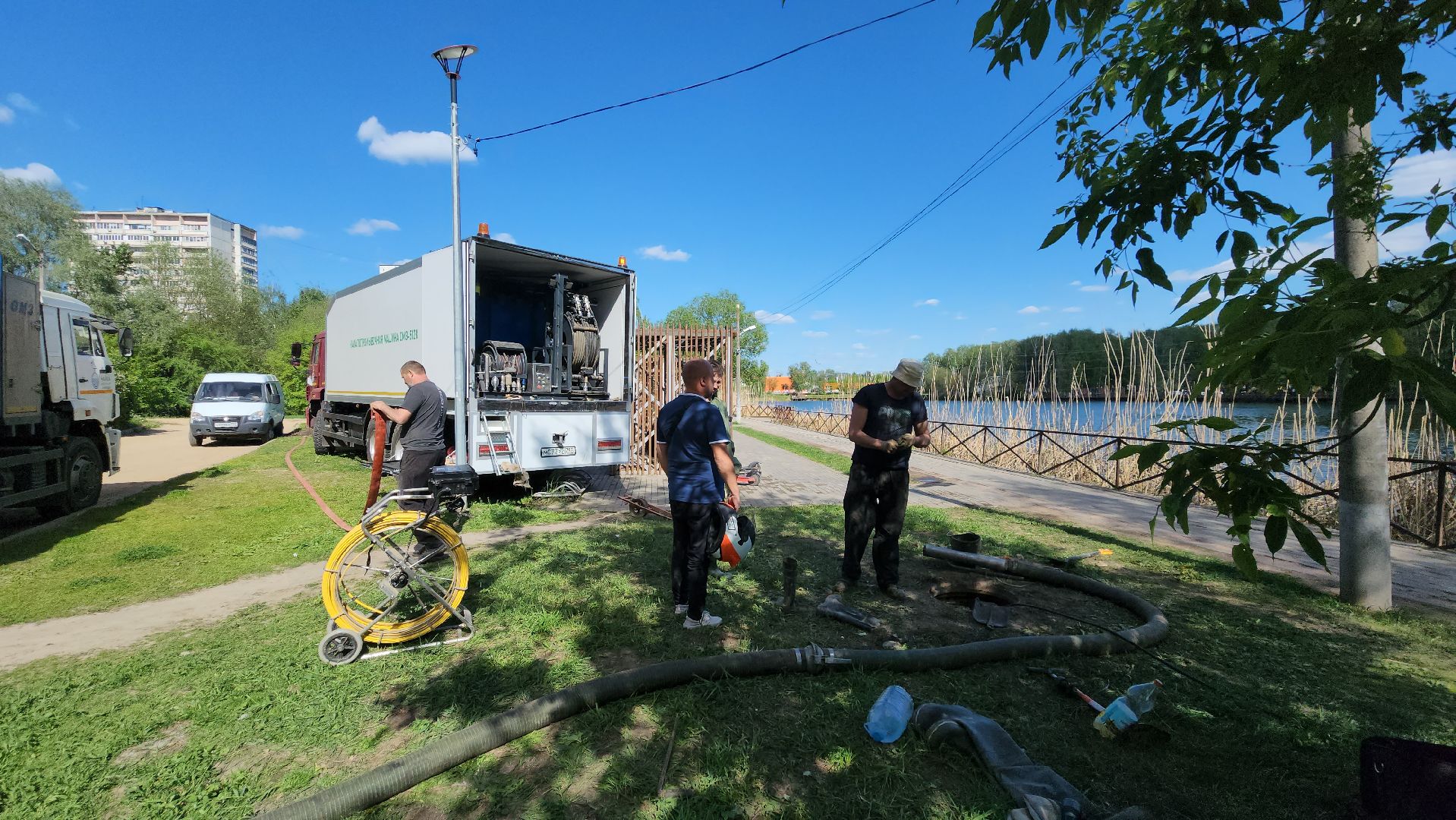 Водоканал, Колодец, Лобня, ливневка, Ливневая канализация,