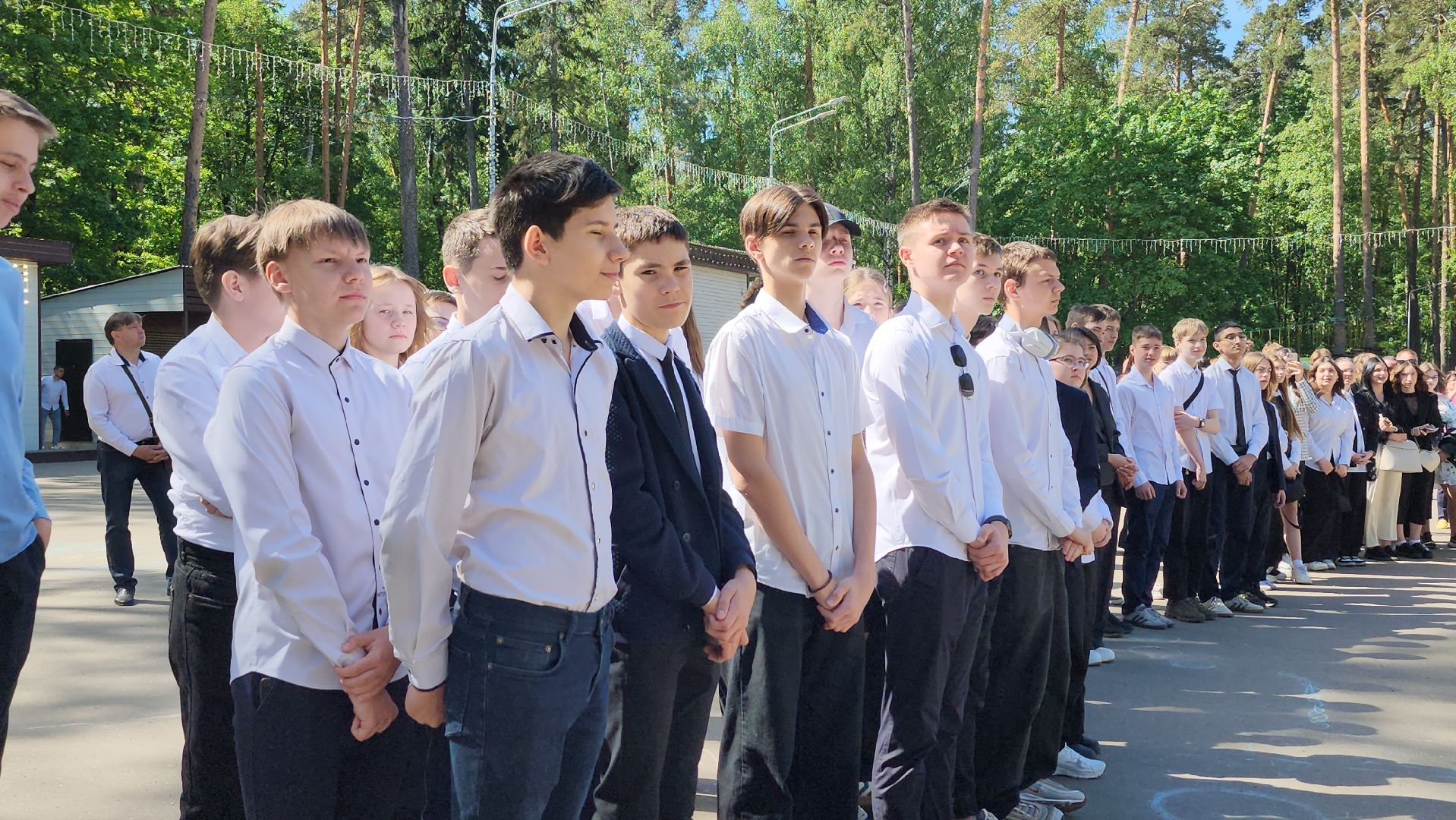 последний звонок, выпускники, школа, Ногинск, Богородский городской округ,