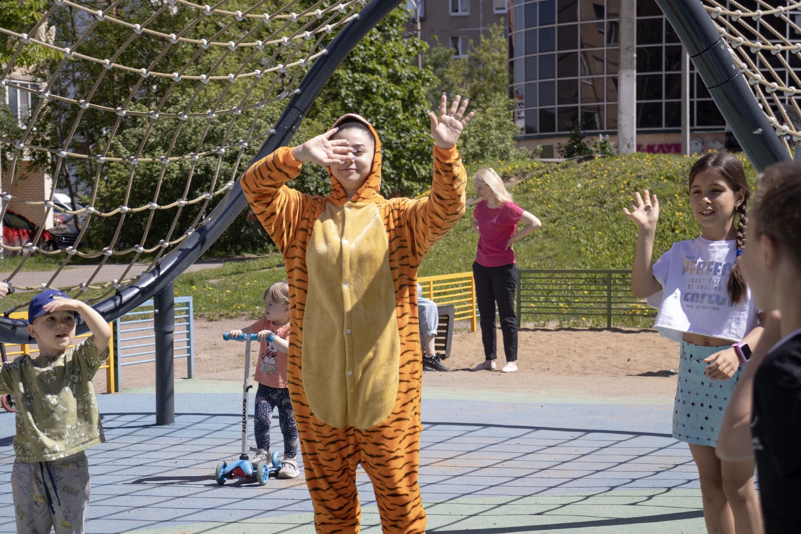 выходи во двор, дзержинский, ДК Вертикаль,