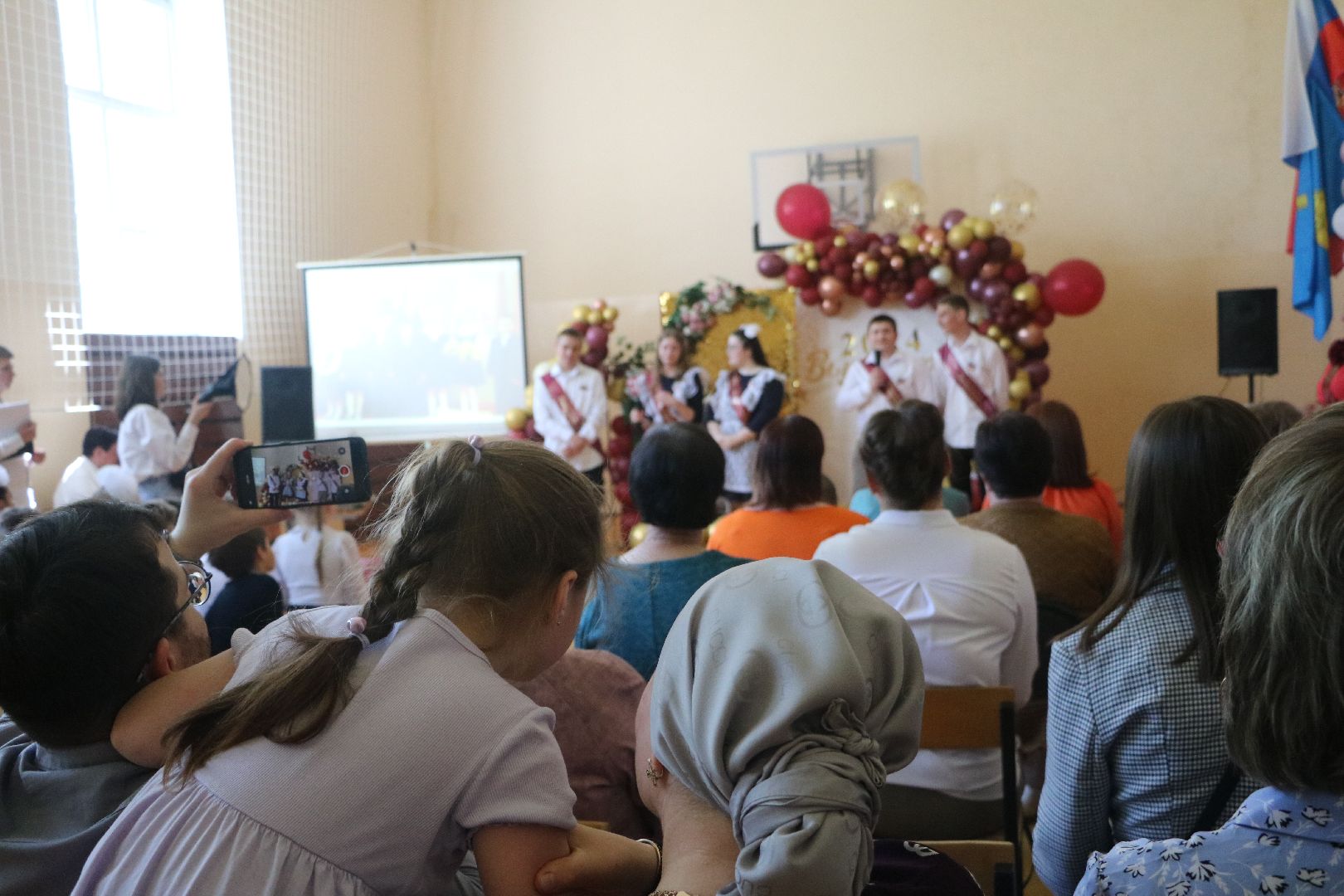 лотошино, микулино, микулинская гимназия, последний звонок, образование, школа,