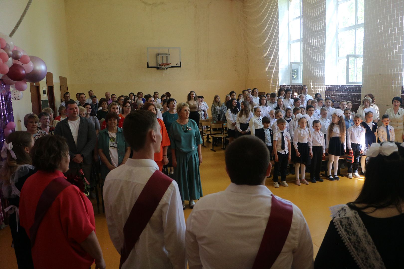 лотошино, микулино, микулинская гимназия, последний звонок, образование, школа,