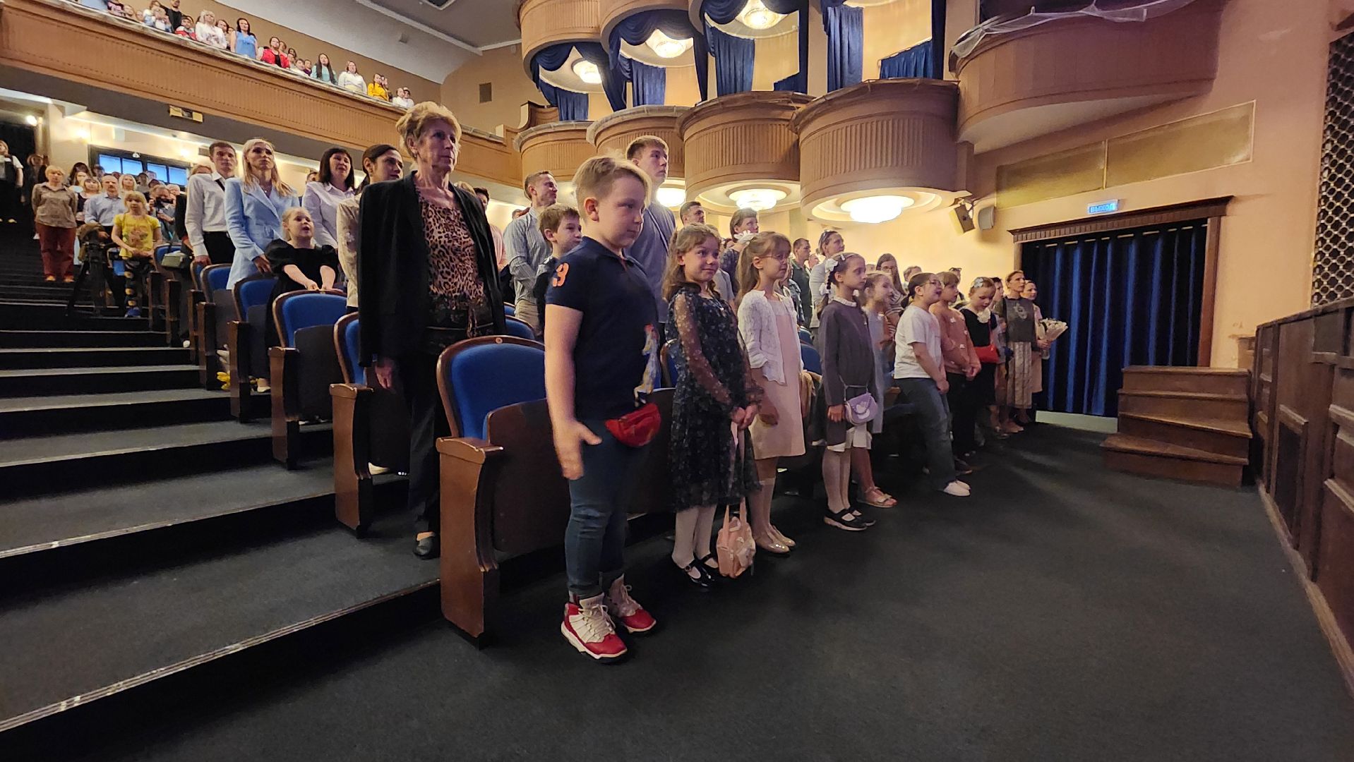 Московский губернский театр, Губернатор Московской области Андрей Воробьев, Ленинградский щелкунчик, московская премьера, военно-исторический спектакль, блокадная сказка Дениса Нефедова, 80-летие полного освобождения Ленинграда от фашистской блокады, Московский Художественный Театр Комедии, Институт театрального искусства имени Народного артиста СССР Кобзона, Год Семьи,Санкт-Петербург, Блокада, Кошки Ленинграда,