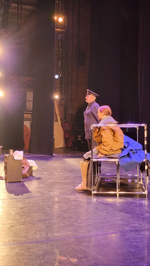 Московский губернский театр, Губернатор Московской области Андрей Воробьев, Ленинградский щелкунчик, московская премьера, военно-исторический спектакль, блокадная сказка Дениса Нефедова, 80-летие полного освобождения Ленинграда от фашистской блокады, Московский Художественный Театр Комедии, Институт театрального искусства имени Народного артиста СССР Кобзона, Год Семьи,Санкт-Петербург, Блокада, Кошки Ленинграда,