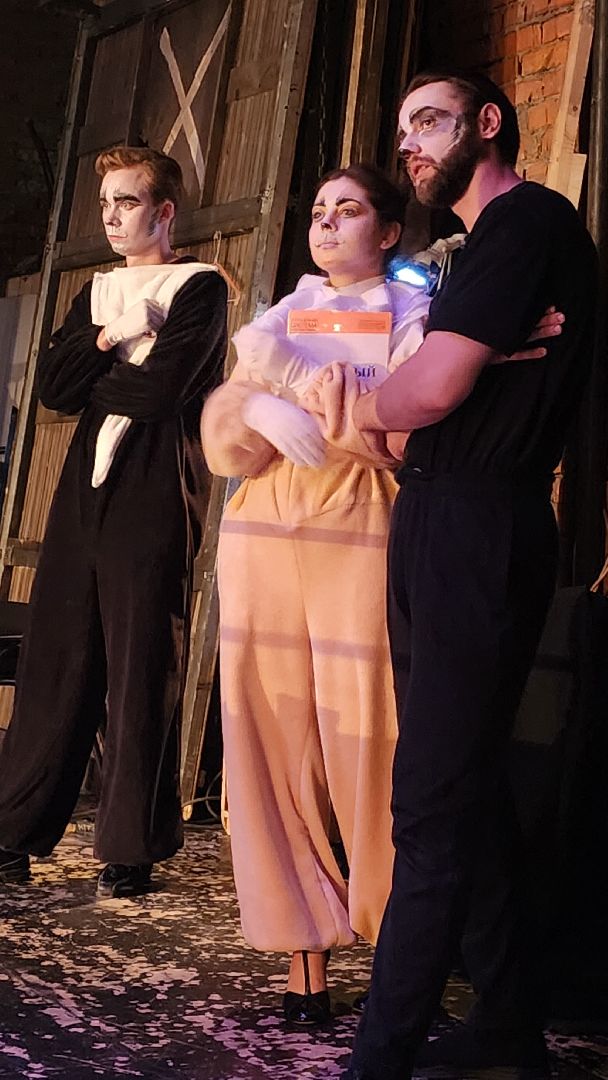 Московский губернский театр, Губернатор Московской области Андрей Воробьев, Ленинградский щелкунчик, московская премьера, военно-исторический спектакль, блокадная сказка Дениса Нефедова, 80-летие полного освобождения Ленинграда от фашистской блокады, Московский Художественный Театр Комедии, Институт театрального искусства имени Народного артиста СССР Кобзона, Год Семьи,Санкт-Петербург, Блокада, Кошки Ленинграда,