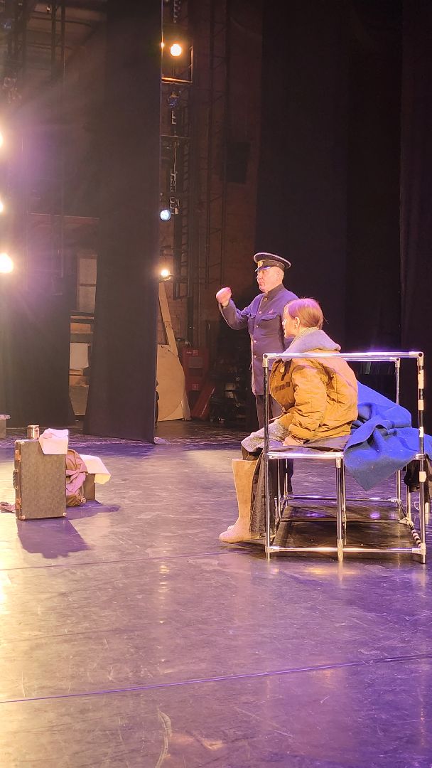 Московский губернский театр, Губернатор Московской области Андрей Воробьев, Ленинградский щелкунчик, московская премьера, военно-исторический спектакль, блокадная сказка Дениса Нефедова, 80-летие полного освобождения Ленинграда от фашистской блокады, Московский Художественный Театр Комедии, Институт театрального искусства имени Народного артиста СССР Кобзона, Год Семьи,Санкт-Петербург, Блокада, Кошки Ленинграда,