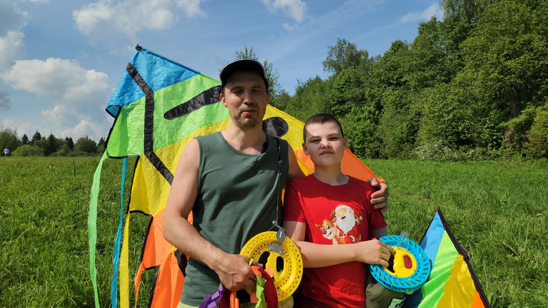 красногорск, черневская поляна, воздушные змеи, турнир, год семьи,гоголь, экология, лес будущего,