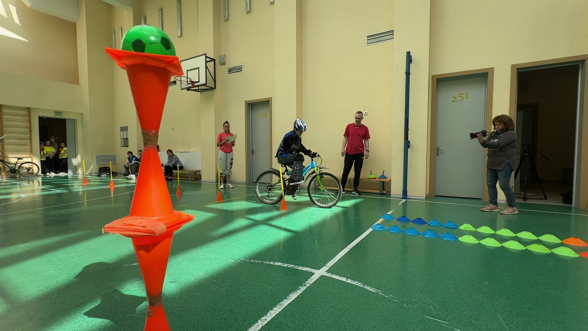 Реутов, соревнования, ЮИДД, юные инспекторы, ГИБДД, безопасное колеса,