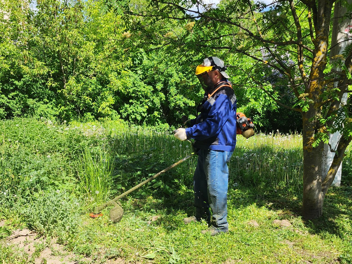 подготовка к лету, ремонт детских площадок,