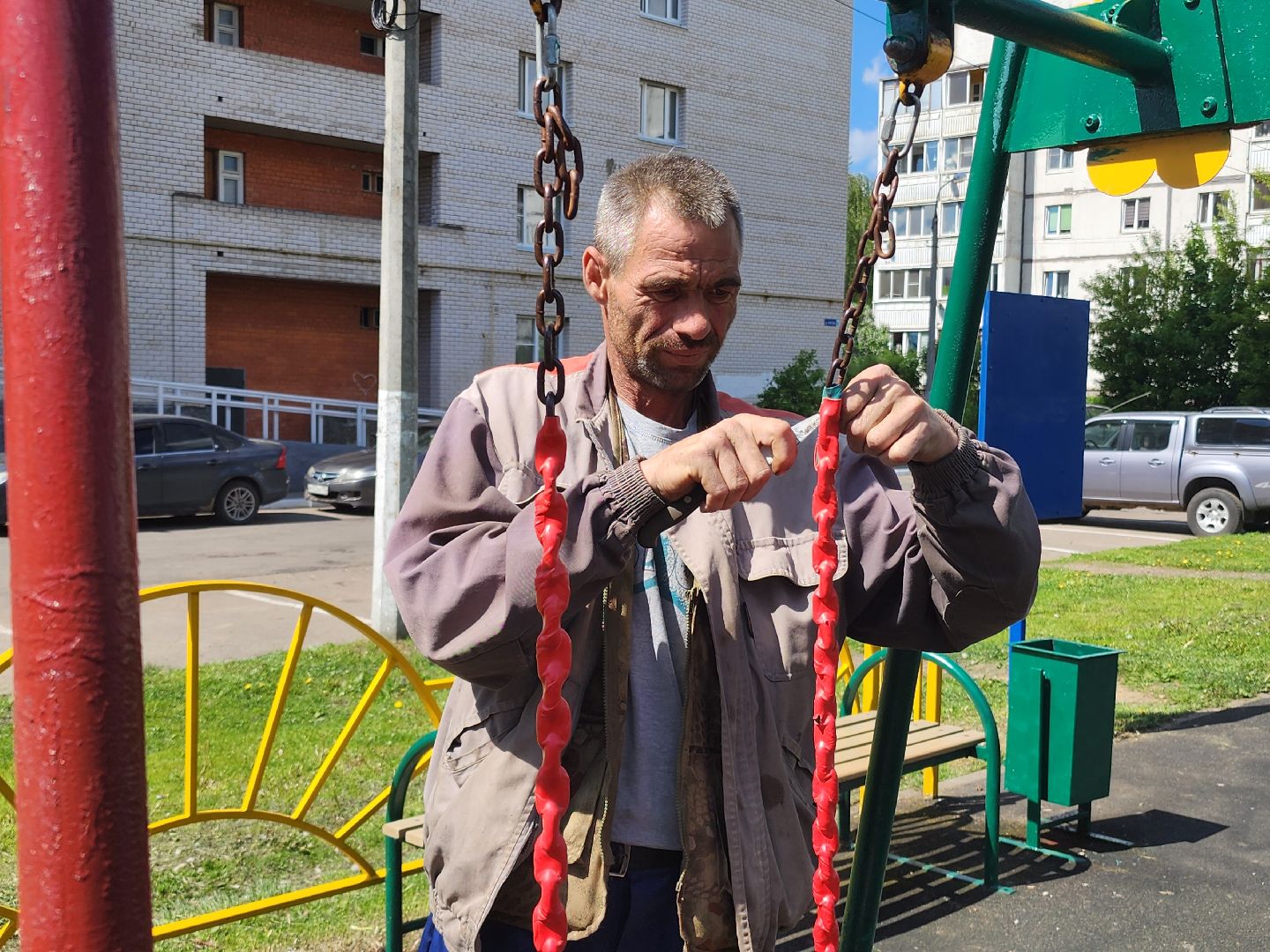 подготовка к лету, ремонт детских площадок,