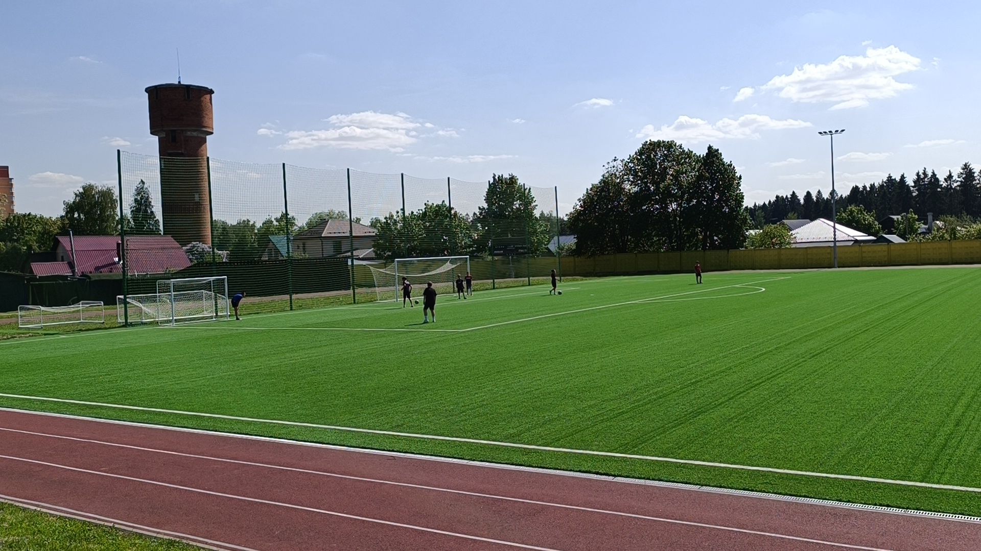 стадион, раздевалка, лобня,